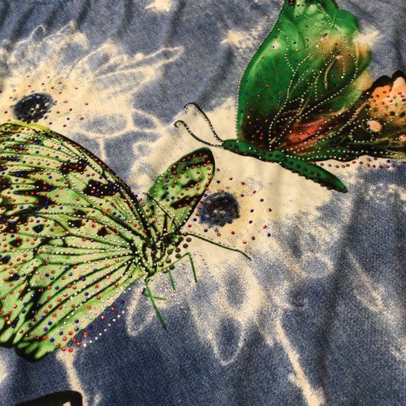 Absolutely gorgeous sheer butterfly covered blouse/ mini dress - Picture 3 of 5